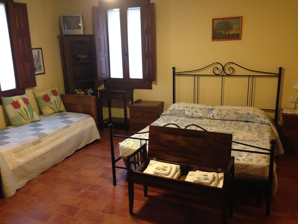 Agriturismo La Marletta Imola Ruang foto